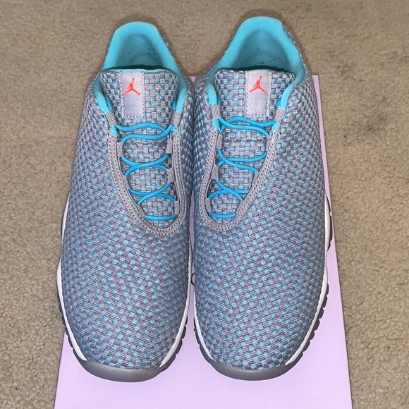 Air Jordan - Girls/Womens - Picture 1 of 3